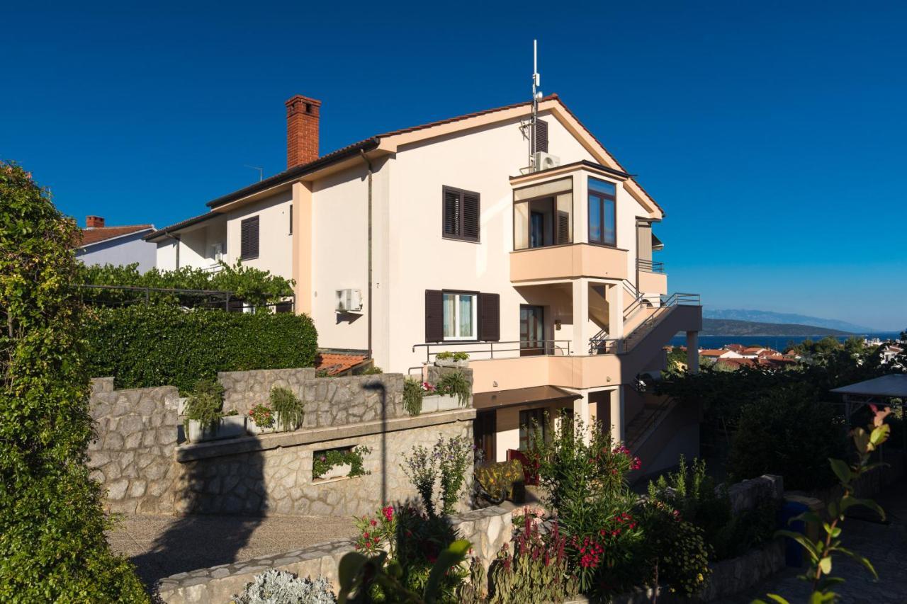 Apartmani Paradiso Krk Town Exterior photo