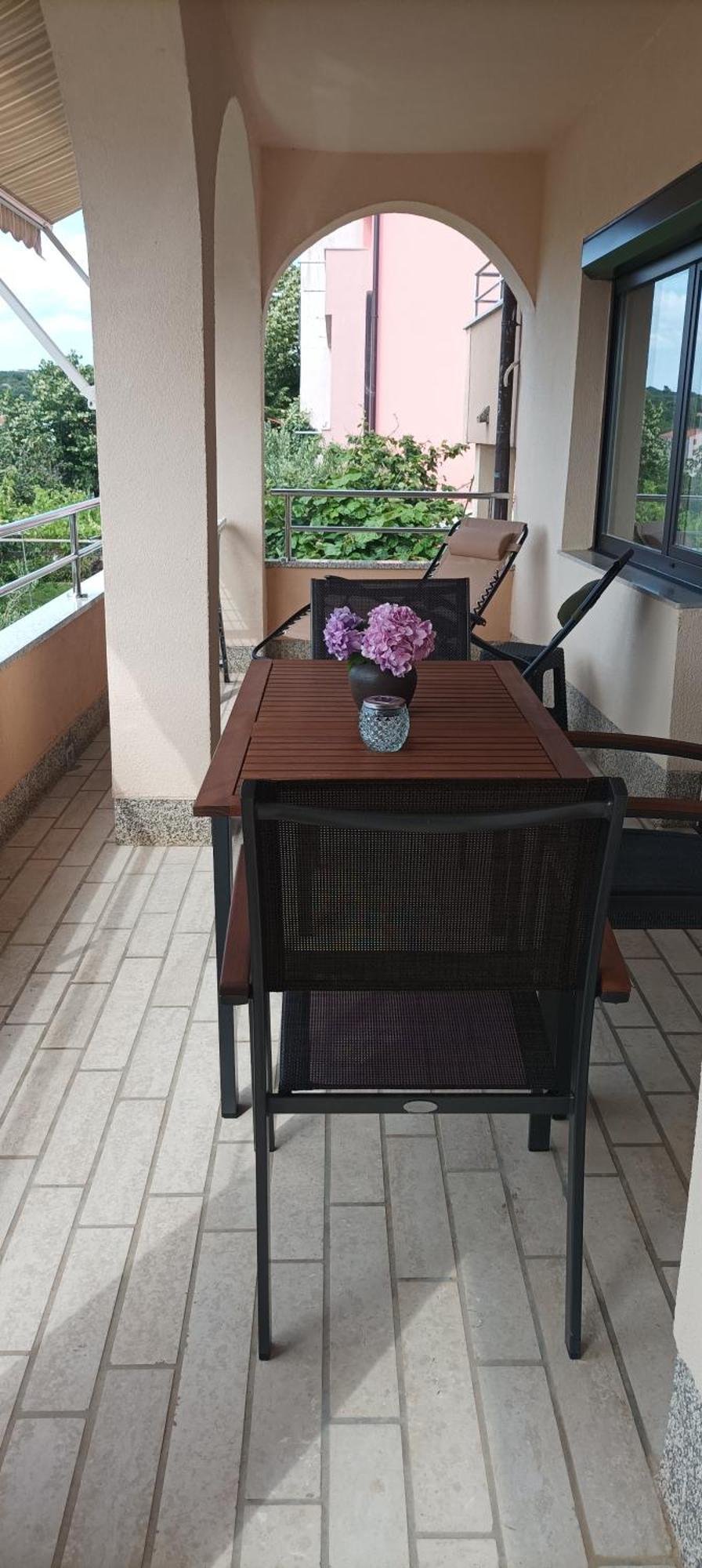 Apartmani Paradiso Krk Town Exterior photo